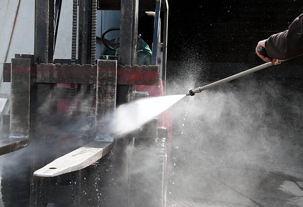 Best Commercial Building Pressure Washing  in Miamisburg, OH